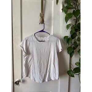 Old Navy everywear women’s size medium white plain T-shirt